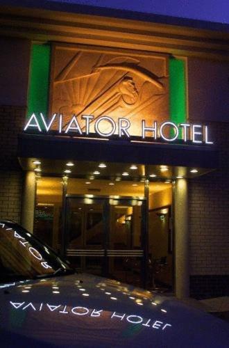 The Aviator Hotel Sywell Екстериор снимка