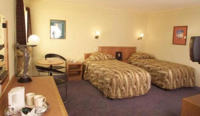 The Aviator Hotel Sywell Стая снимка
